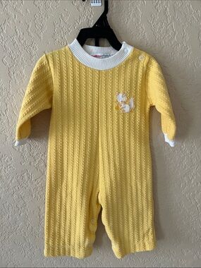 Health-Tex  Vintage Yellow Knit Baby One-Piece  with Fox. 9 months.